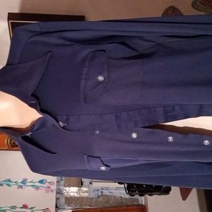 Vintage " Hunting" label   Men's Shirt by Munsingwear. Size Large.